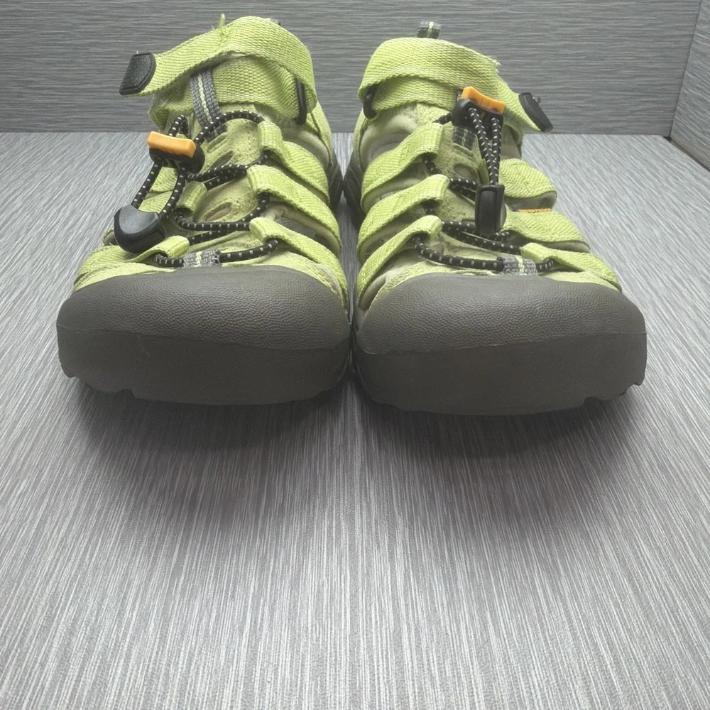KEEN Newport H2 Sport Sandals Youth 5 Green Water Hiking Outdoor Shoes